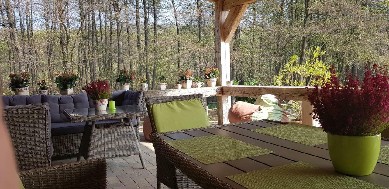 Barsonyberek Vendeghaz Bakony Hotel Jásd Стая снимка