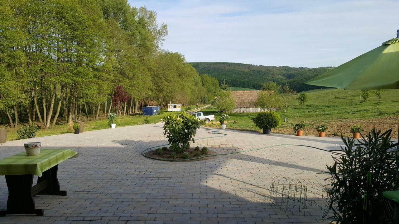 Barsonyberek Vendeghaz Bakony Hotel Jásd Екстериор снимка